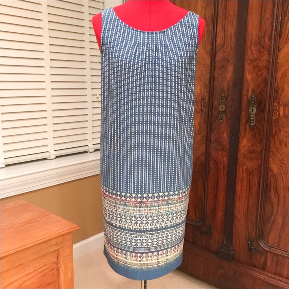BCBG MaxAzria Shift Dress - size XS